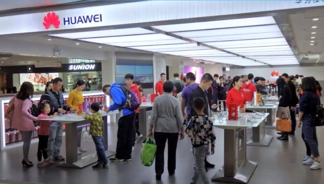 Çin’de Huawei Marka Cep Telefonların Satışında Yüzde 130’luk Artış Oldu