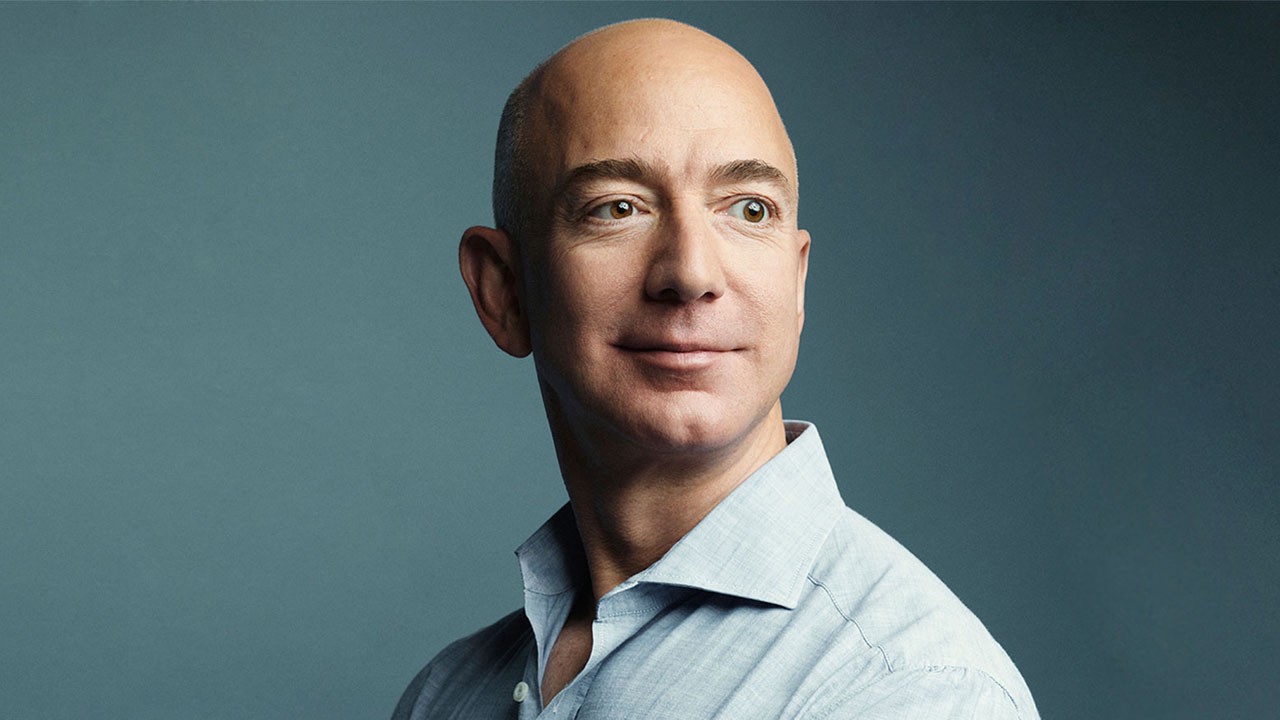 Jeff Bezos’a çıplak fotoğraflı şantaj iddiası