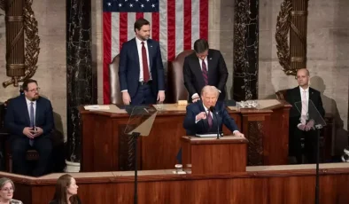 Kanada’nın gümrük vergileri kaldırıldı, Trump destek veren vekilleri tehdit etti